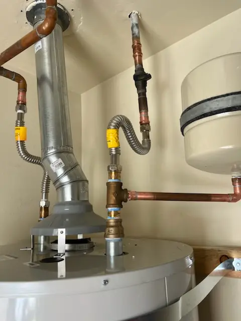 Water heater installation and plumbing repair in Glen Elder